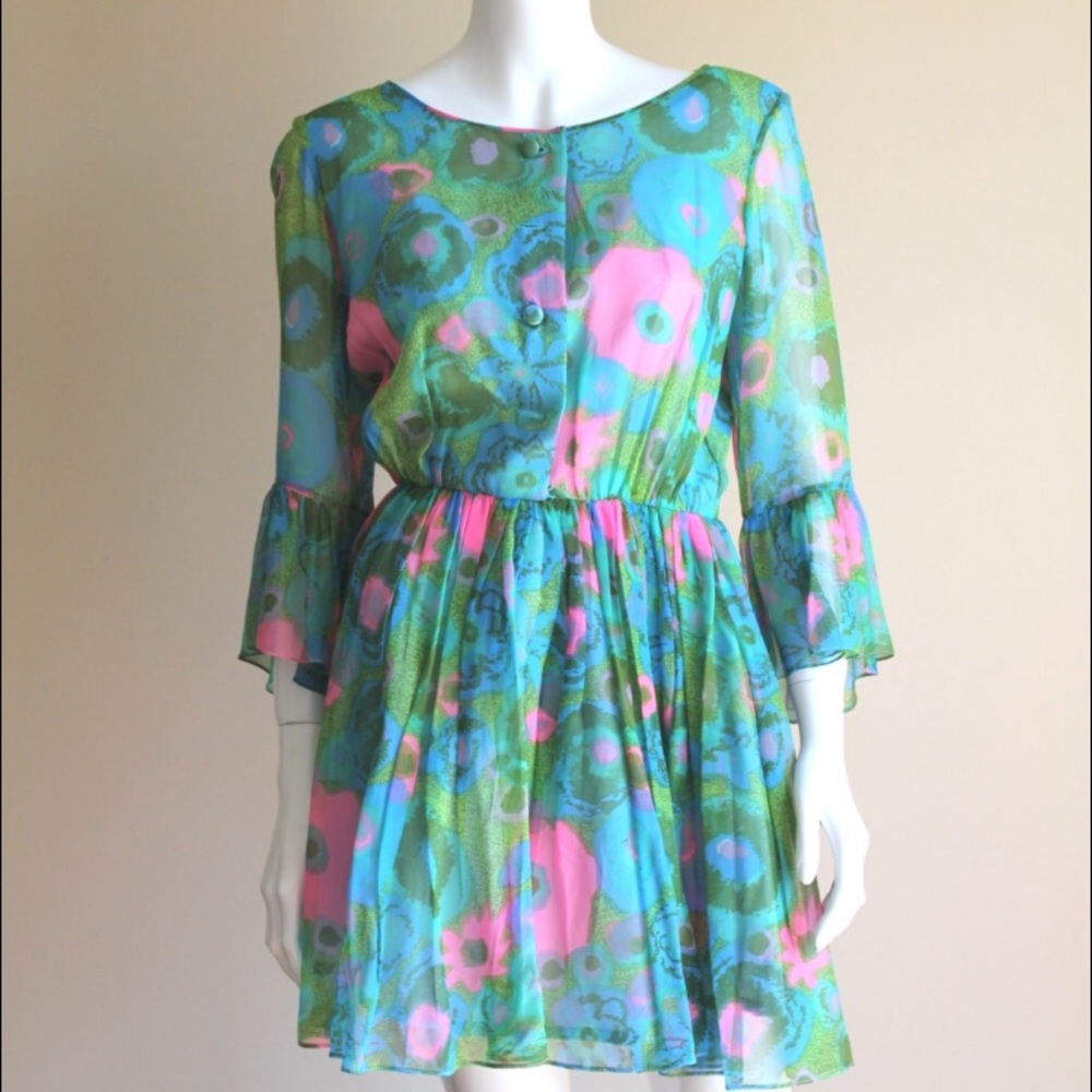 1960s hippie boho festival psychedelic dress