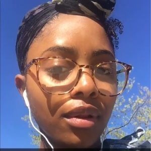 Meet your Posher, Brianna