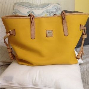 Dooney & Bourke 1975