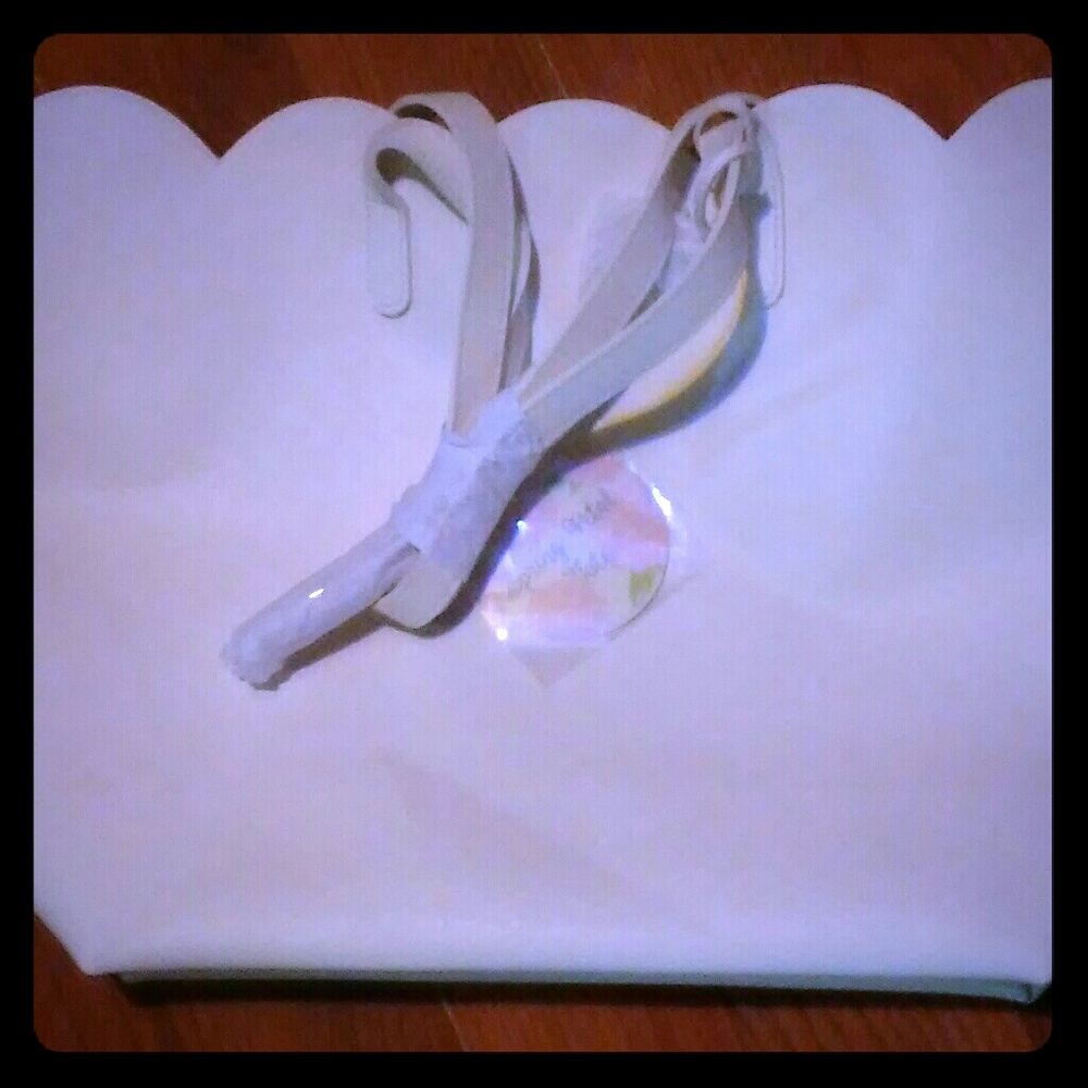 White Tote