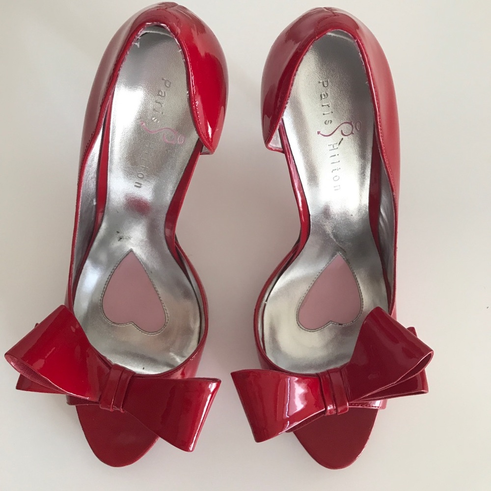 Paris Hilton | Peep Toe D'orsay Pumps