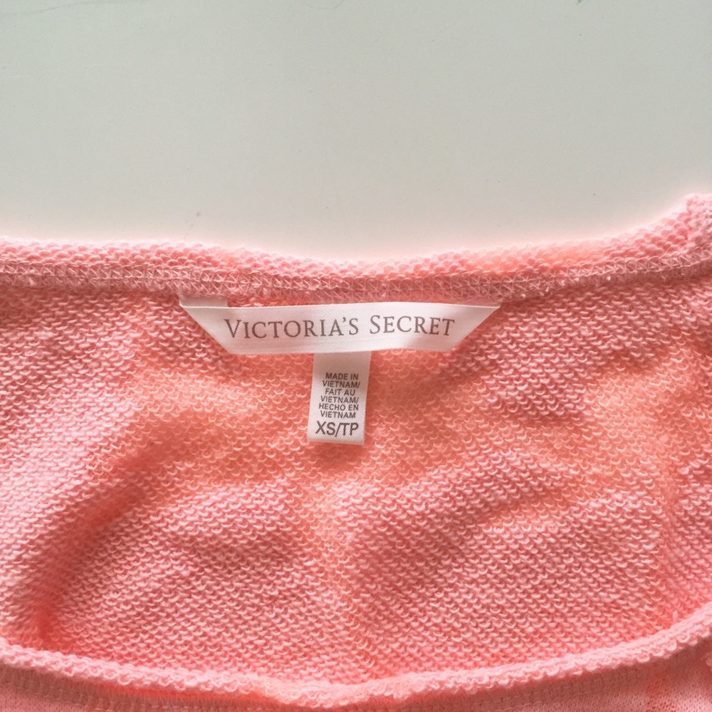 Victoria secret palm tree top! 🌴 - Picture 4 of 4