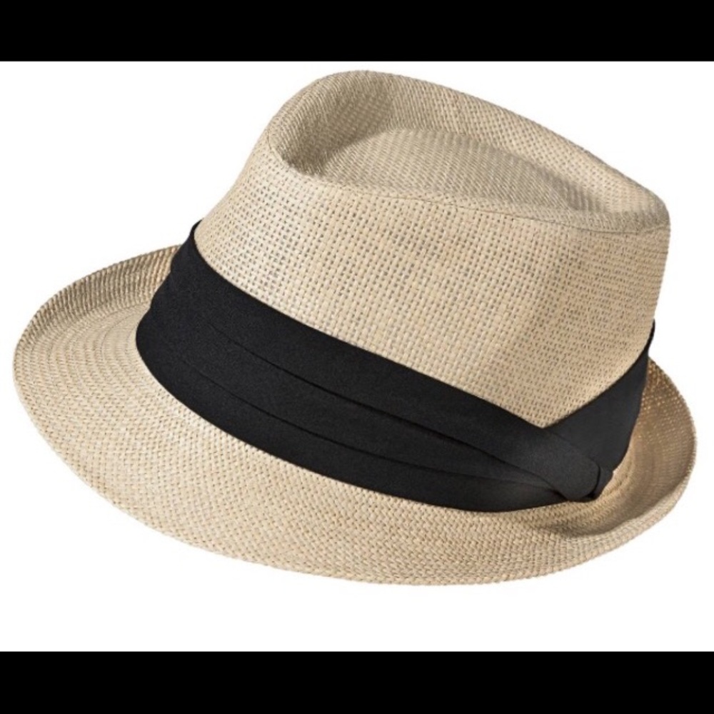 Women's straw fedora
