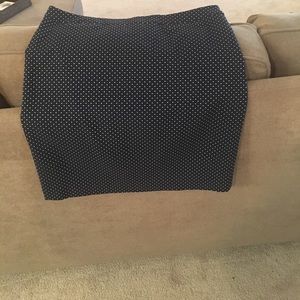 Caslon skirt