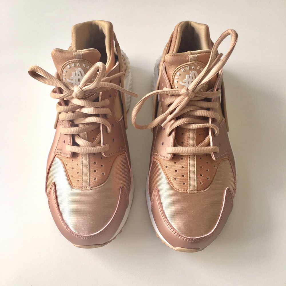 Nike Air Huarache ONLY THIS ONE WEEK special price