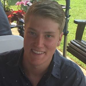 Meet your Posher, Corey