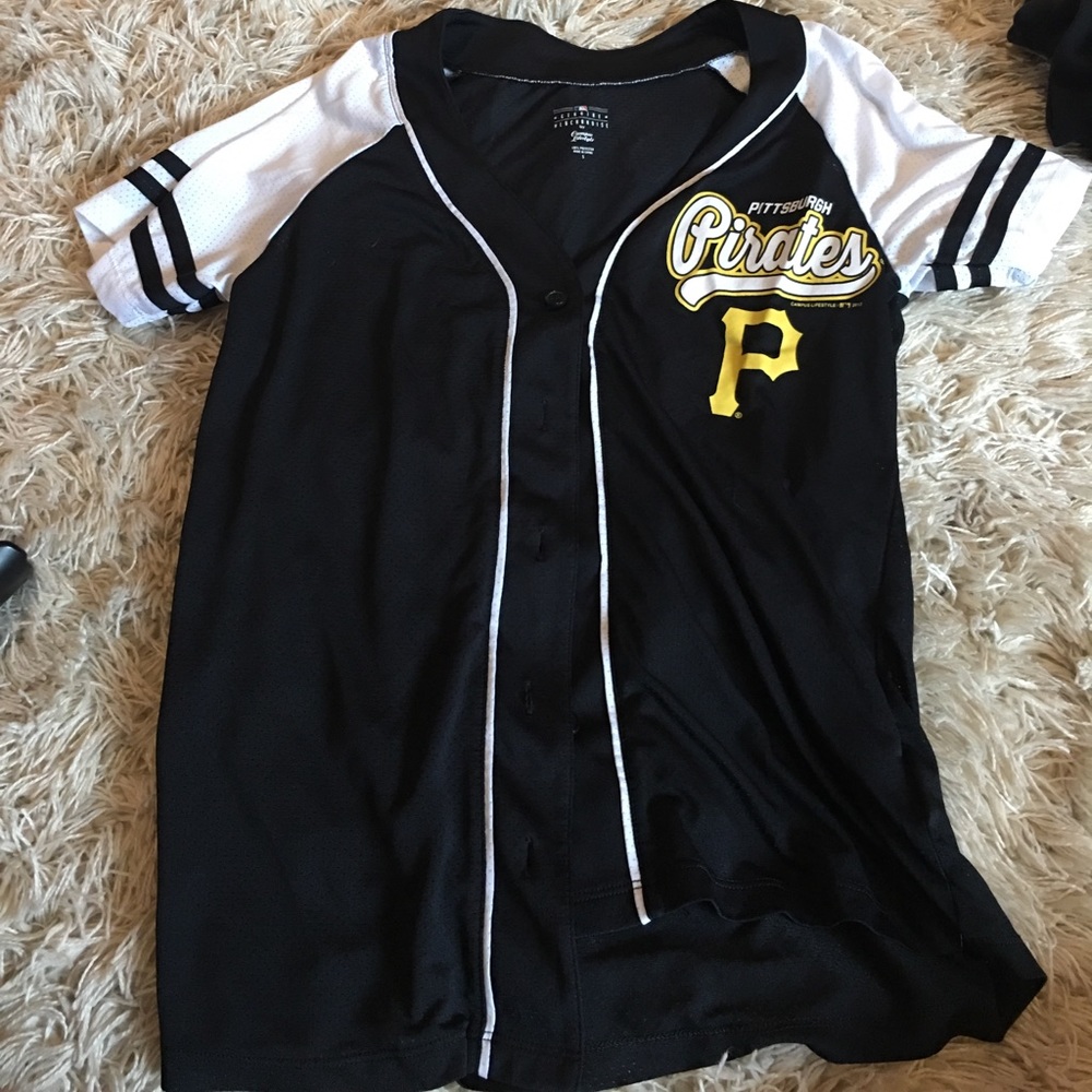 Pittsburg pirates baseball shirt