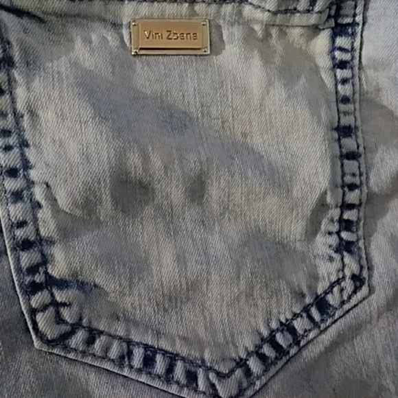 Sexy Destroyed shorts - Picture 3 of 5