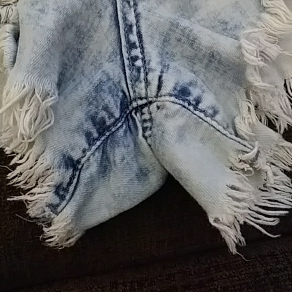 Sexy Destroyed shorts - Picture 5 of 5