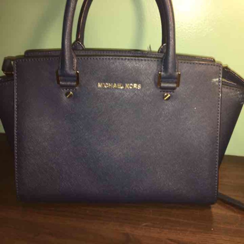 Medium Michael Kors Selma Satchel