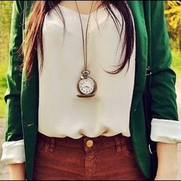 Jewelry - $8 or free with purchase! Pocket watch pendant.