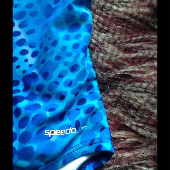 Speedo One piece Swim suit - Picture 3 of 4
