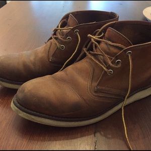 Red Wing Classic Heritage Chukka leather boots