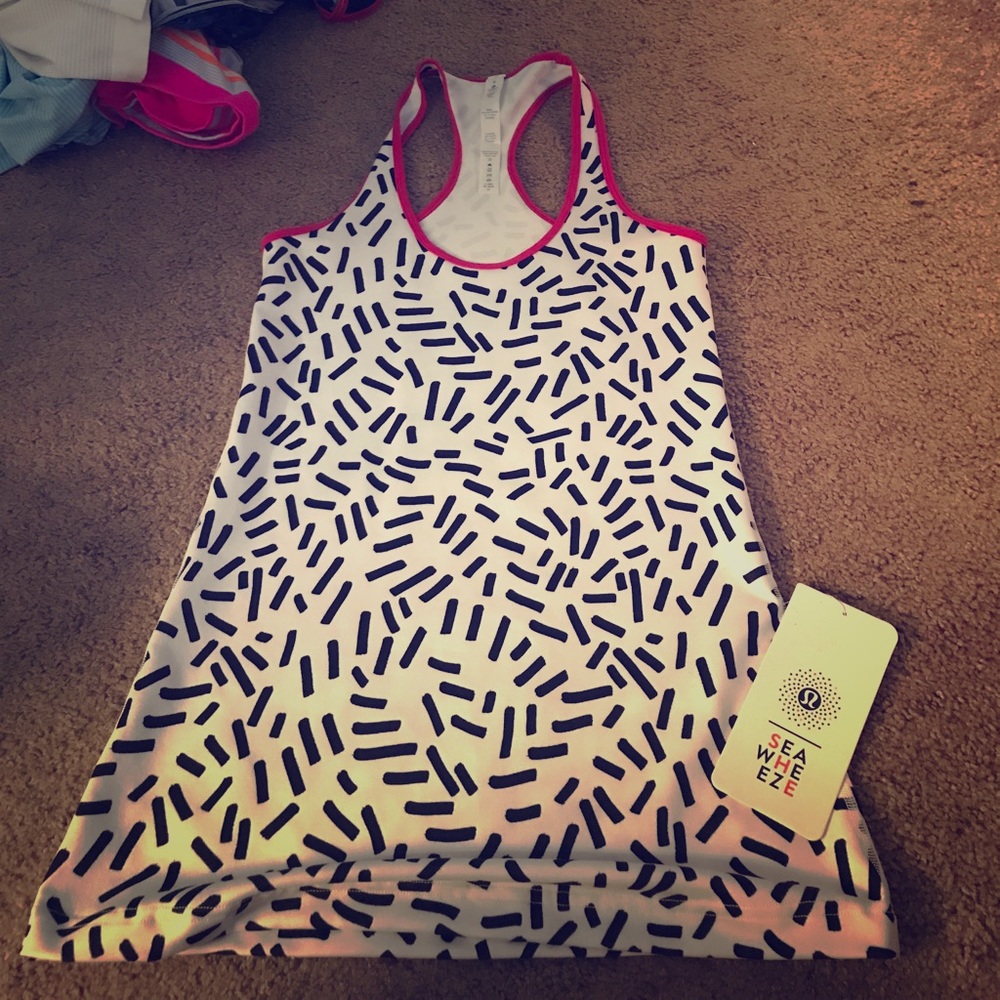 Lululemon crb sz 6 nwt seawheeze