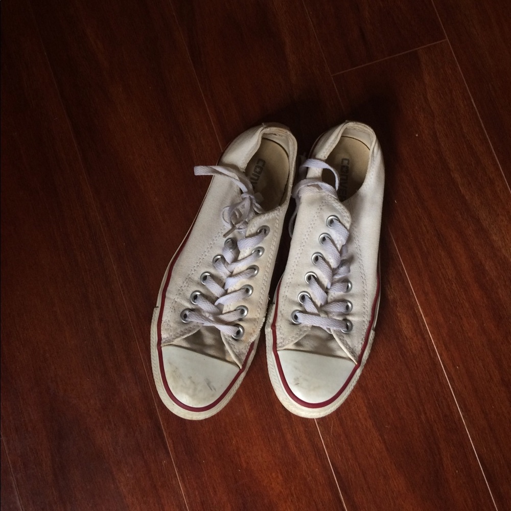 White Converses🌺FINAL MARKDOWN🌺