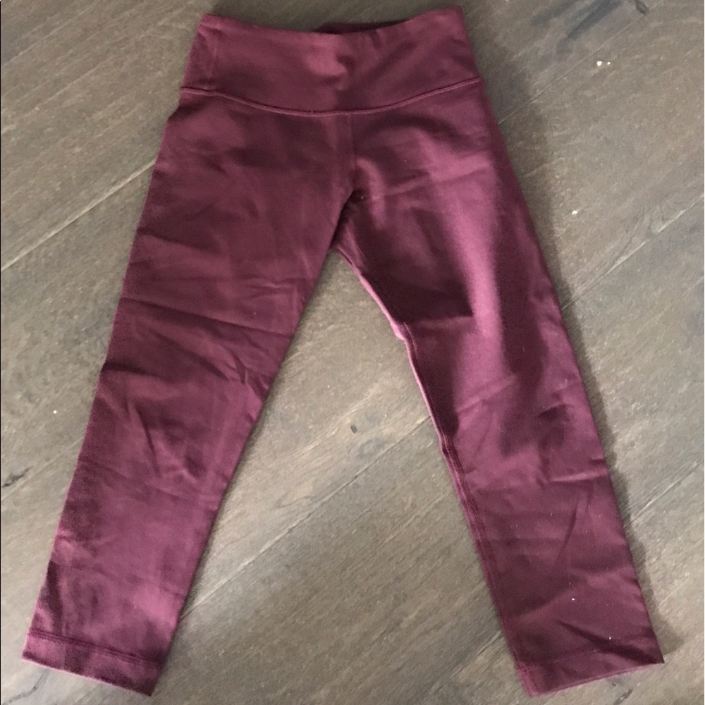 Lululemon Wunder Under Crop