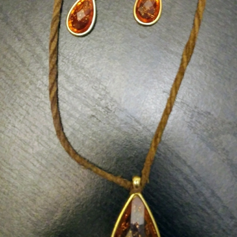 Orange Necklaceand Earring set
