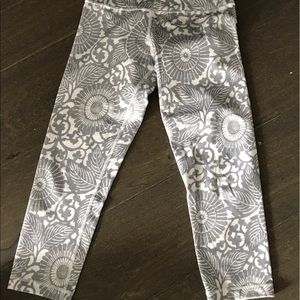 Lululemon Wunder Under Crop