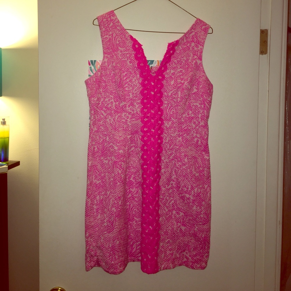 Lilly for target See Ya Later printed shift dress!