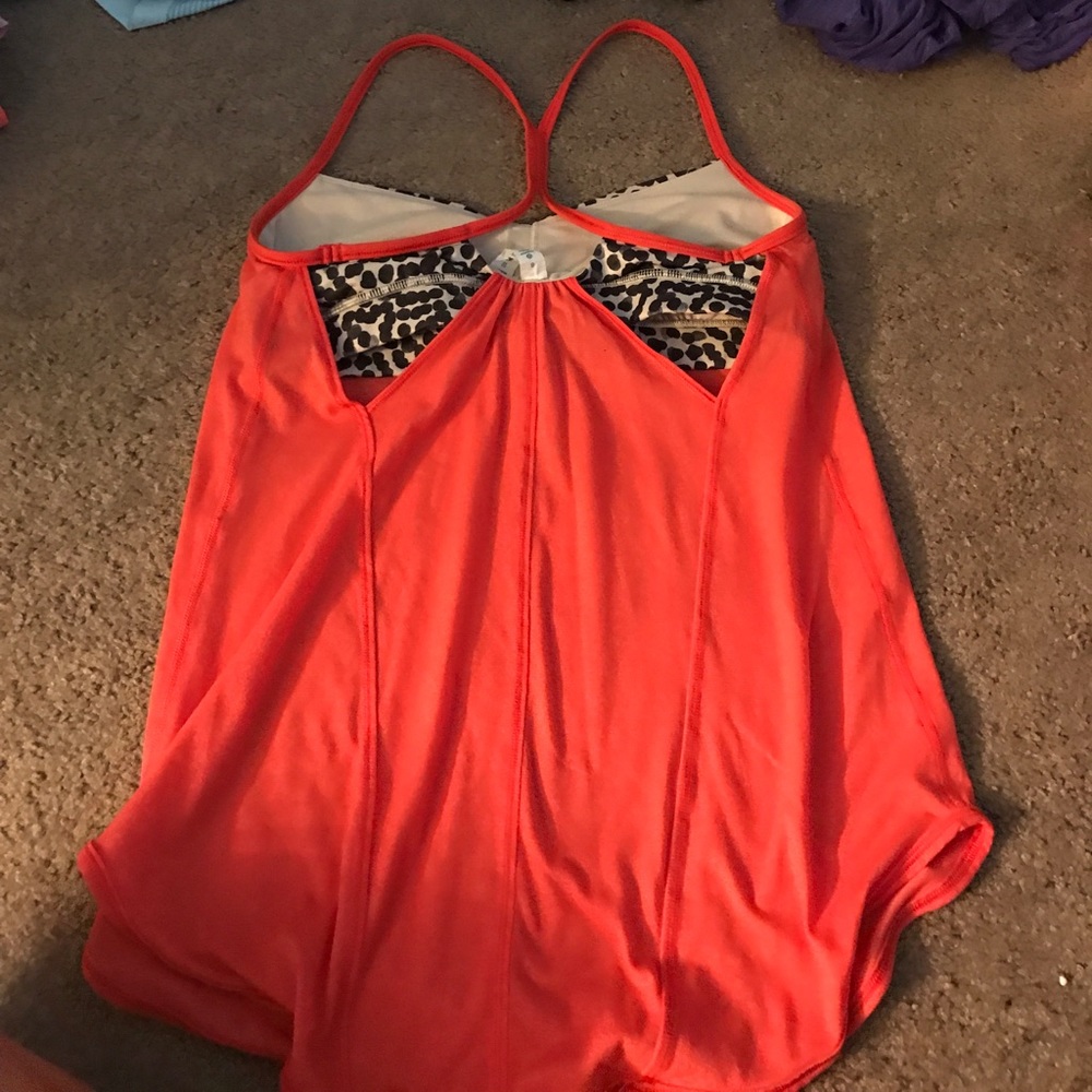 Lululemon tank with built in bra size 8 nwot