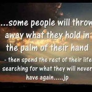 Meet your Posher, Gregory