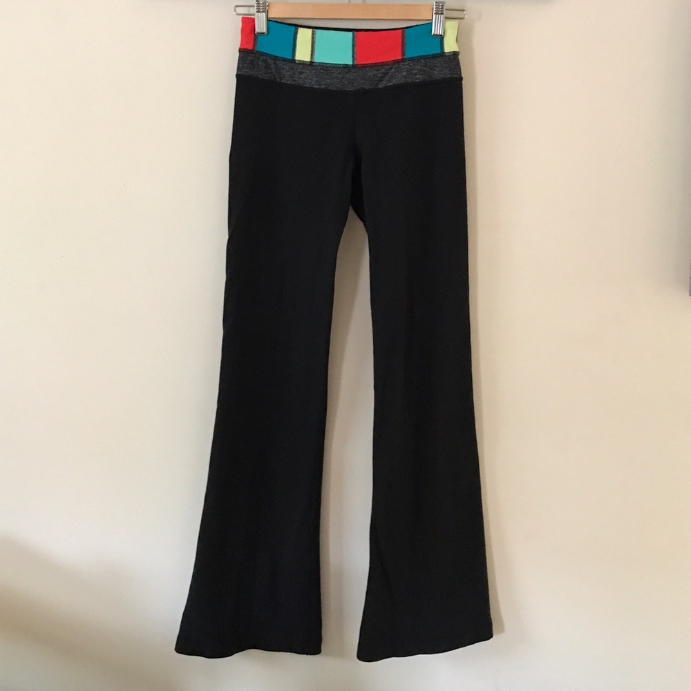 lululemon groove pants size 4 black