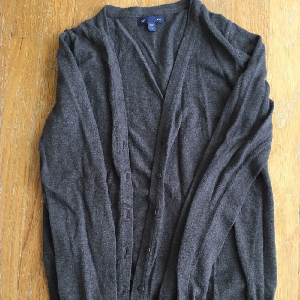 Gap brown sweater
