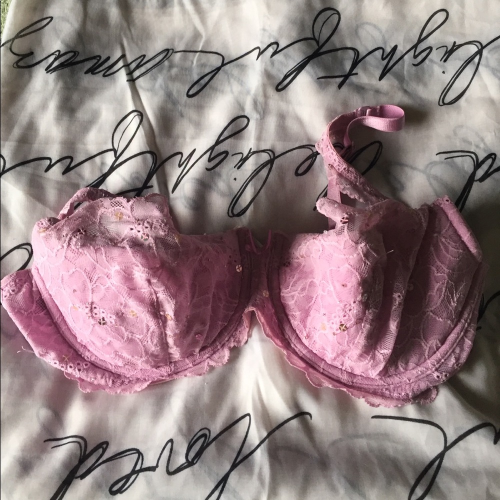 VS lace bra