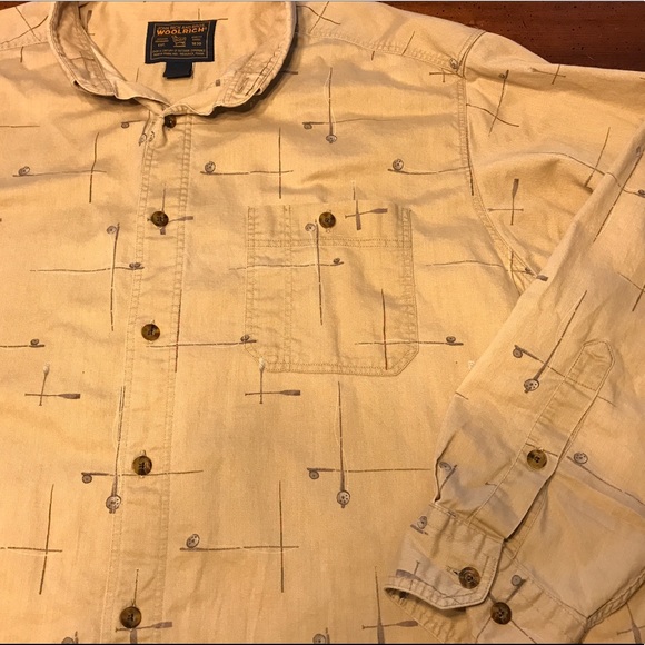 Vintage Woolrich Men's Button Down - Picture 6 of 7