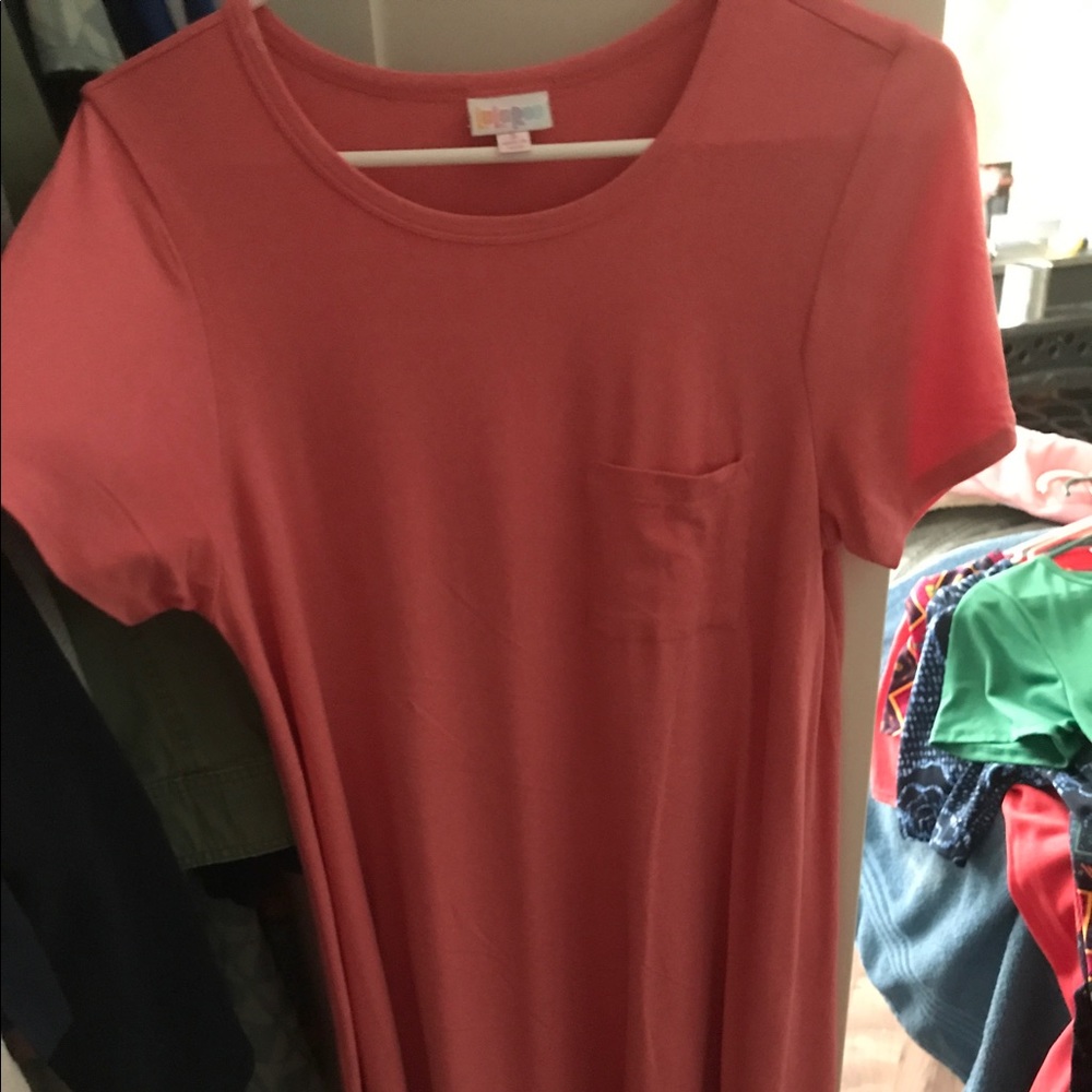 Small heathered pink Lularoe Carly!