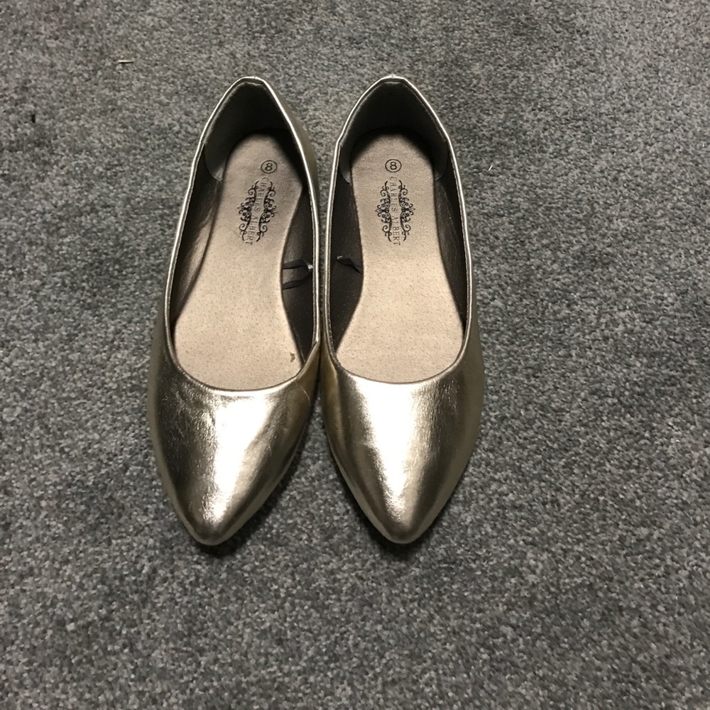 Gold flats