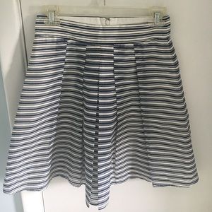 Adorable JCrew knee length flared skirt