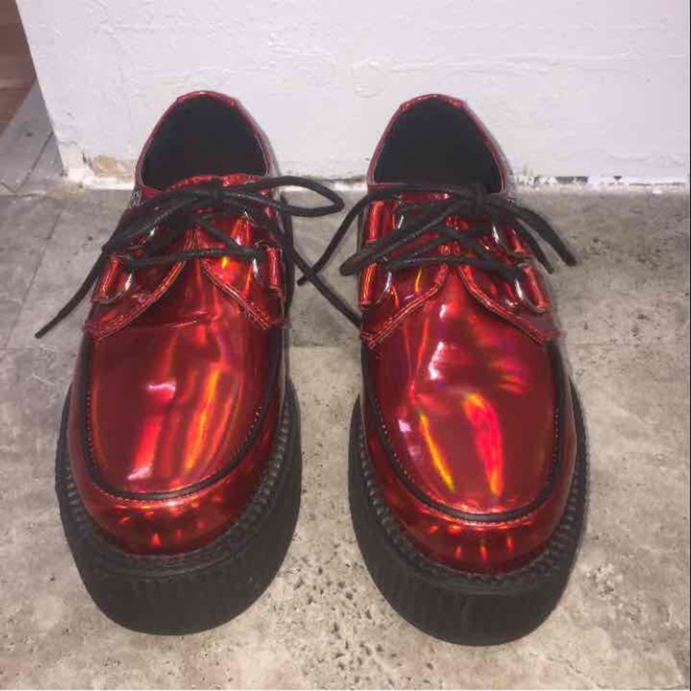 T.U.K Prismatic Red Creepers