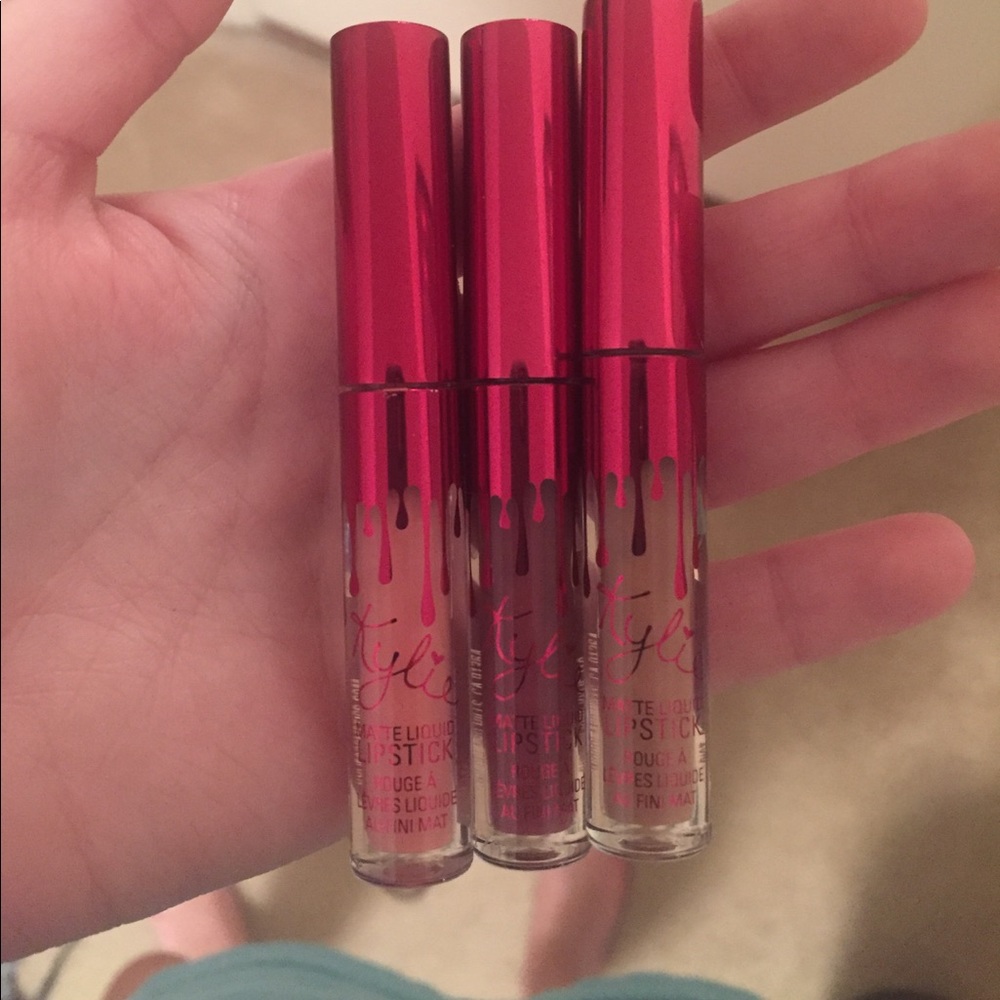 3 Kylie Valentines Day Minis Never Used