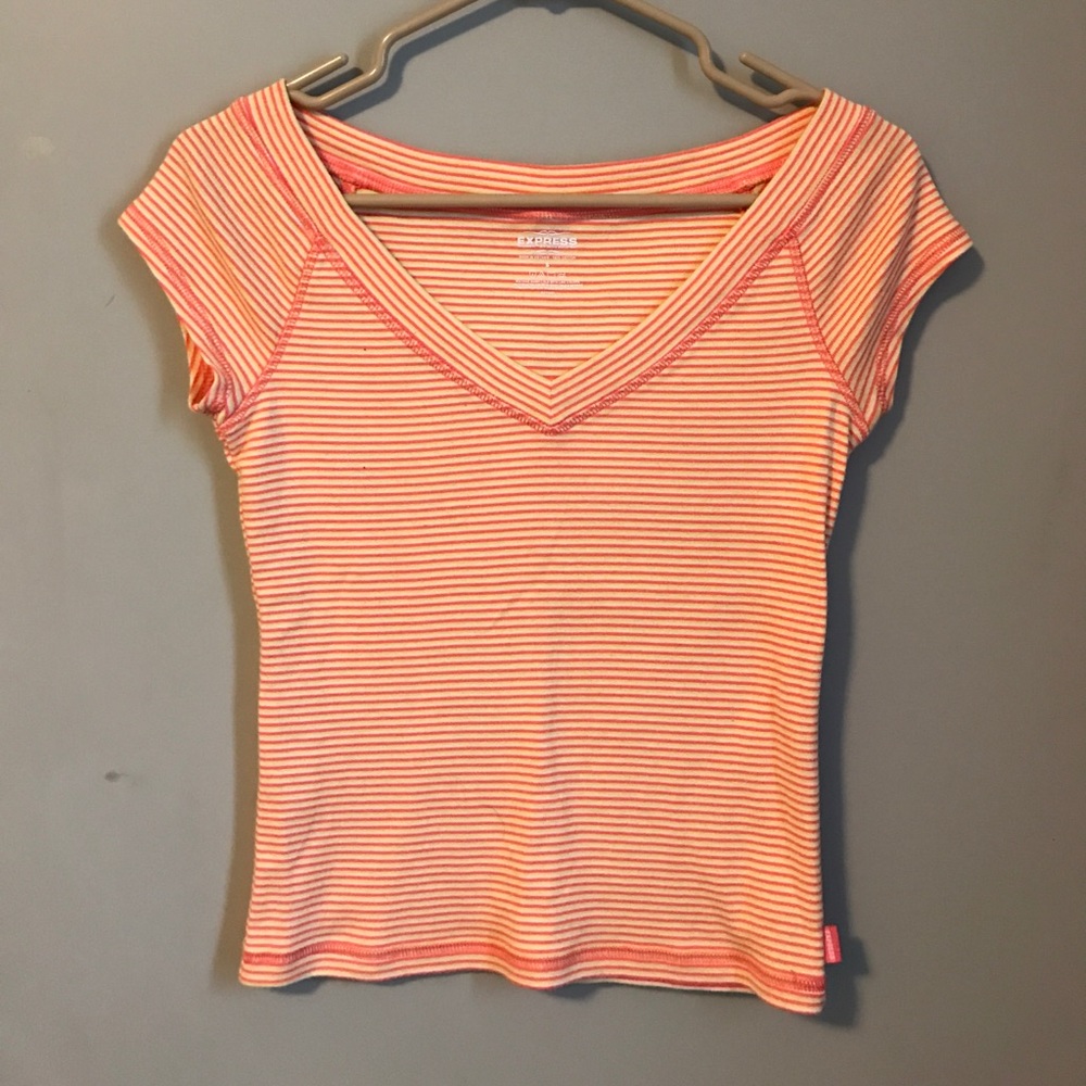 Express V-neck
