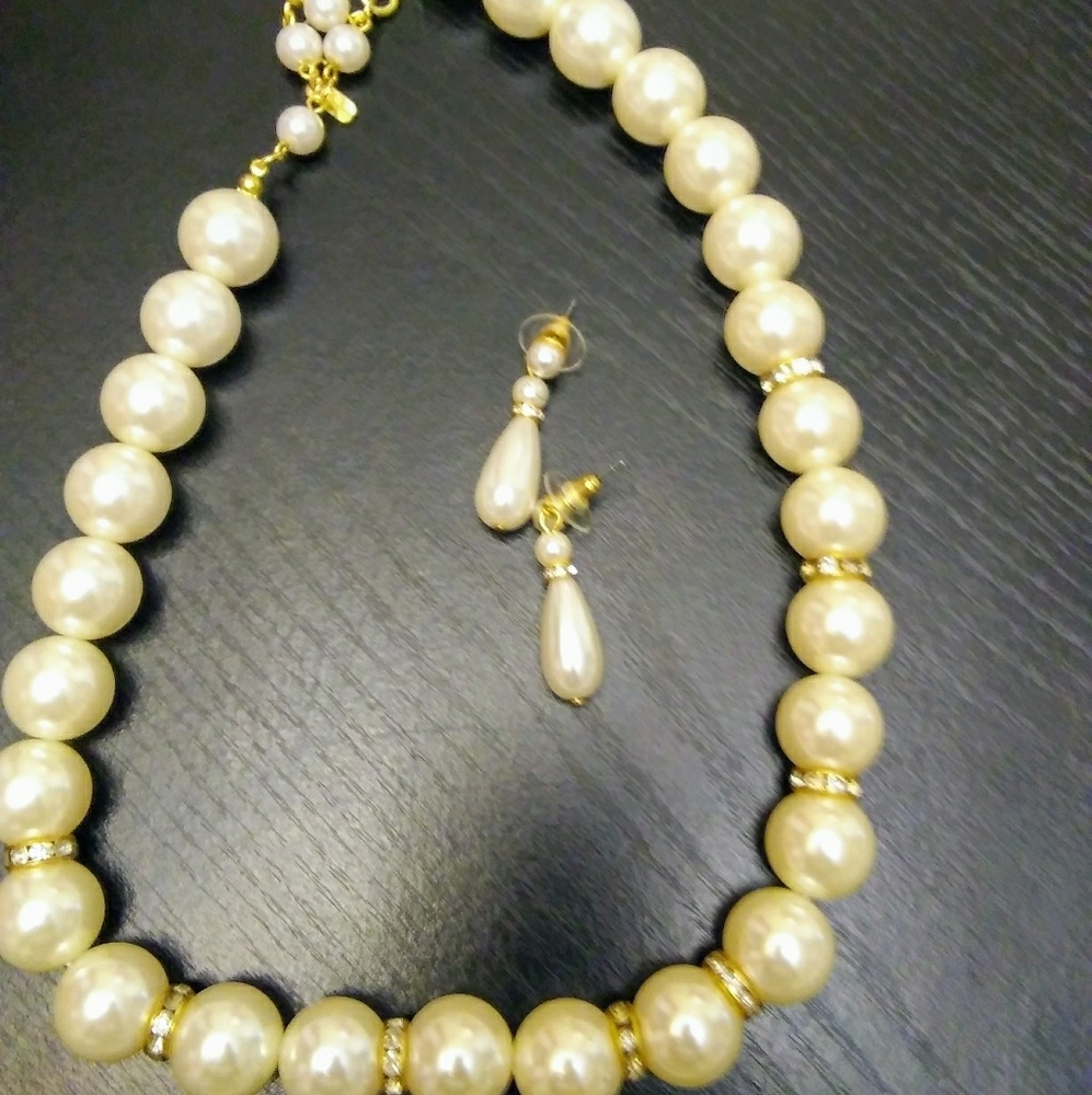 Pearl earrings and necklace