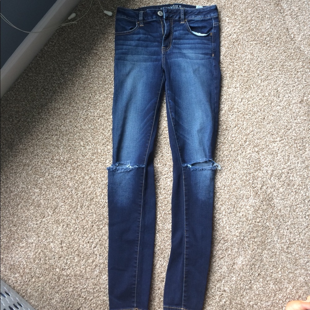 American eagle jeans with holes in the knees