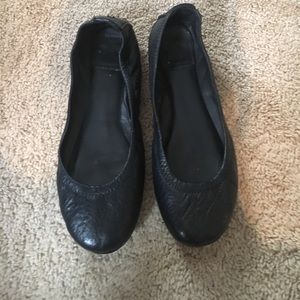 Tory Burch black leather flats 6.5