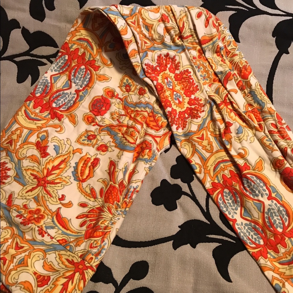 Tc euc Lularoe leggings