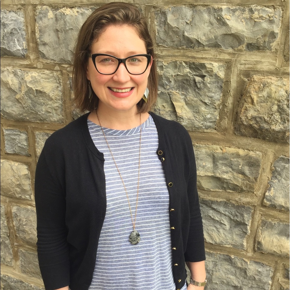Meet your Posher, Emily