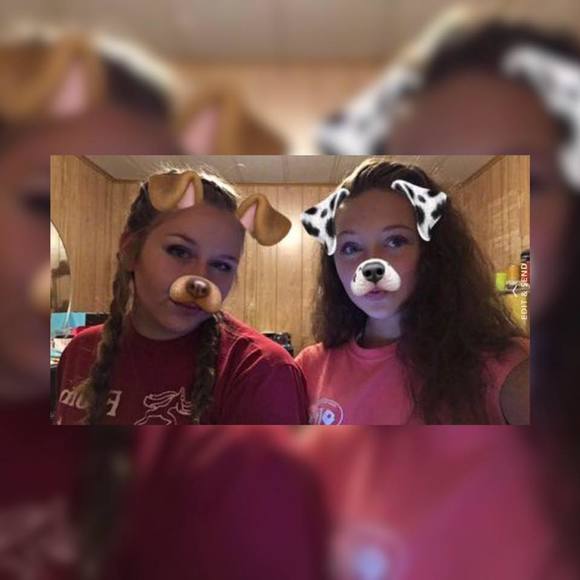 Meet your Posher, Madison - Picture 1 of 1