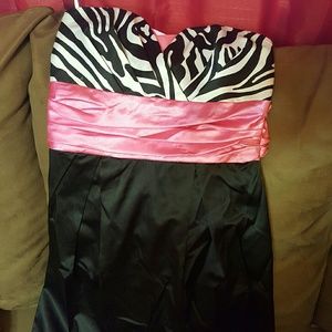 Dress, it was altered to fit 00