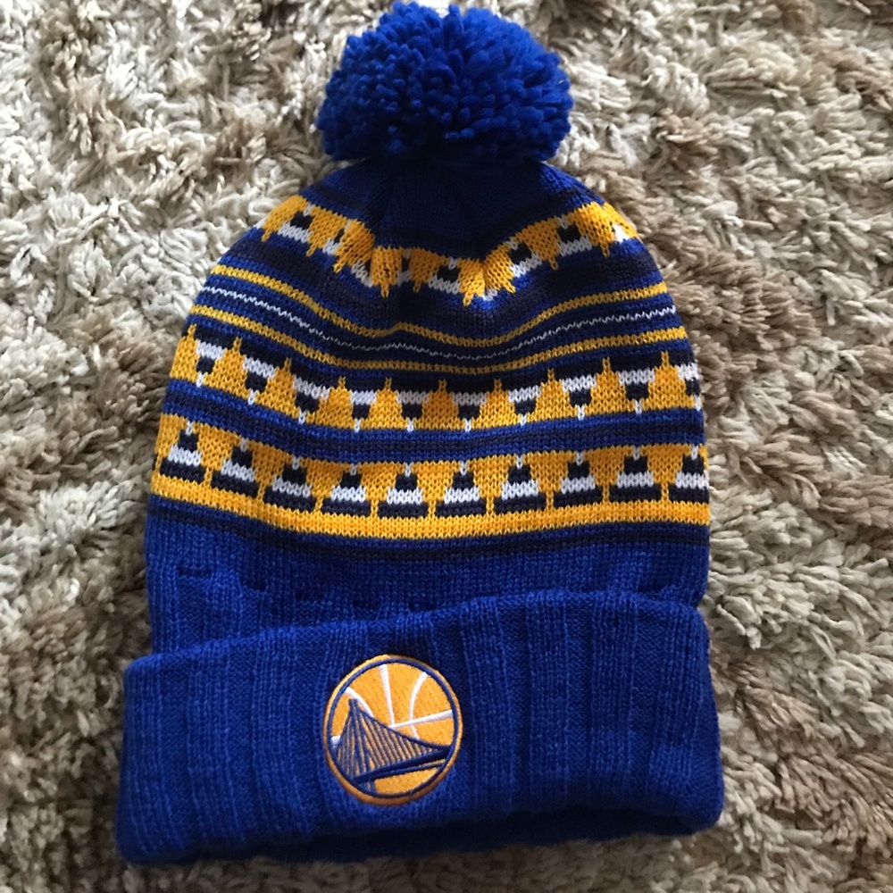 GSW Beanie (NEVER WORN)