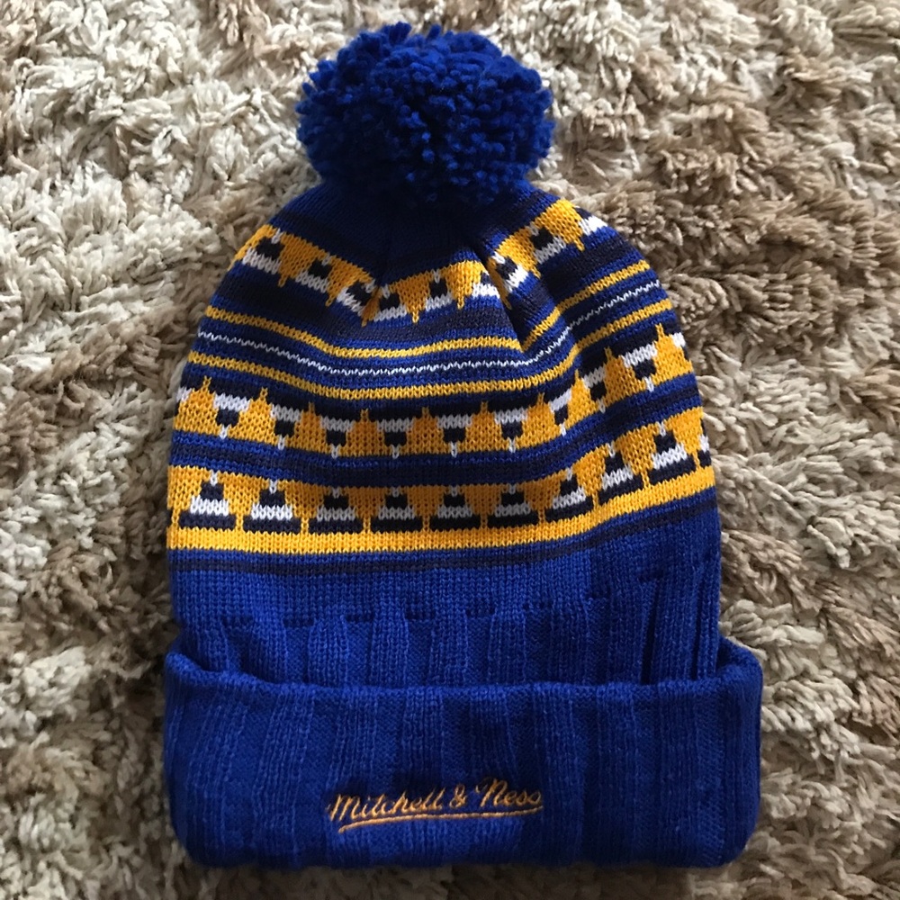 GSW Beanie (NEVER WORN) - Picture 2 of 2