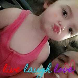 Meet your Posher, Michaela