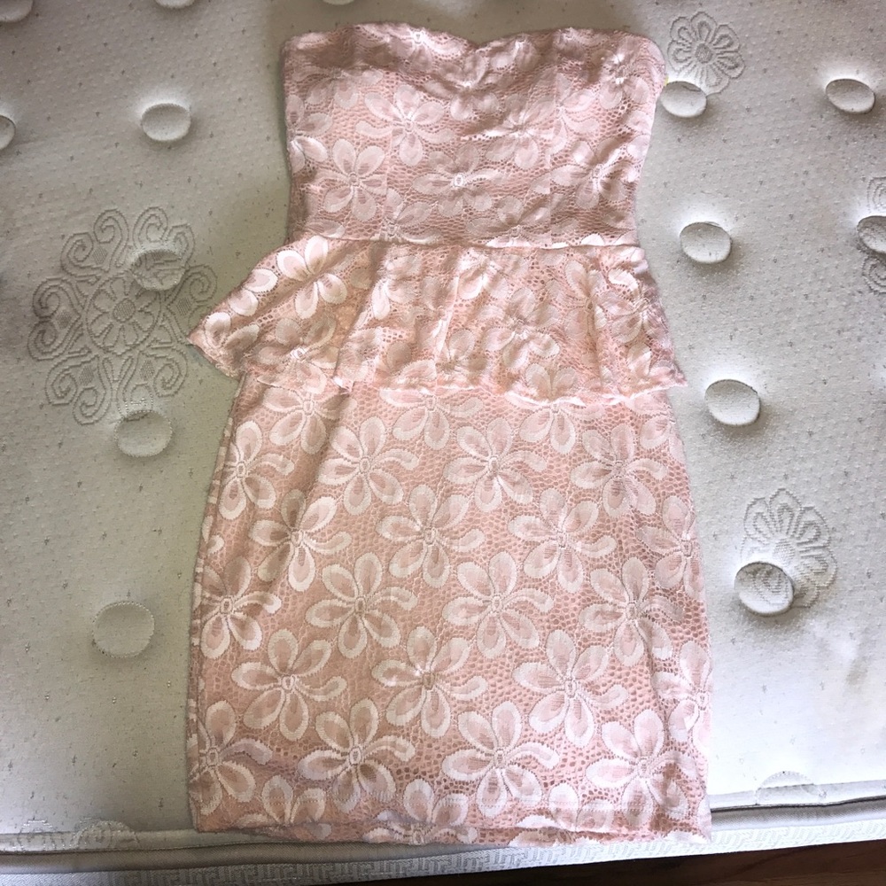 Strapless dress