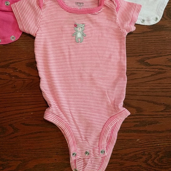 Carter's 3 month Onsie Girl Lot - Picture 2 of 7