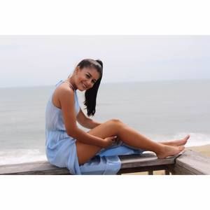 Meet your Posher, Alicia