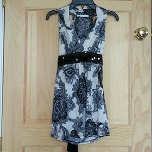 Long fancy black and white top