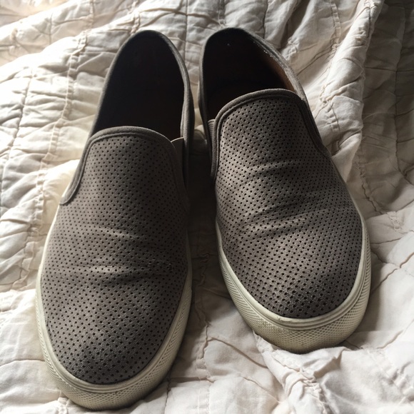86 steve madden shoes steve madden zarayy suede taupe slip on sneakers from s closet 86 steve madden shoes steve madden zarayy suede taupe slip on sneakers from s closet